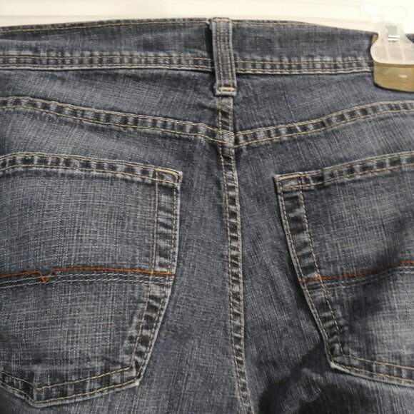POINT ZERO JEANSWEAR | size 32 | Blue Denim Jeans | Made In Canada - Picture 11 of 16